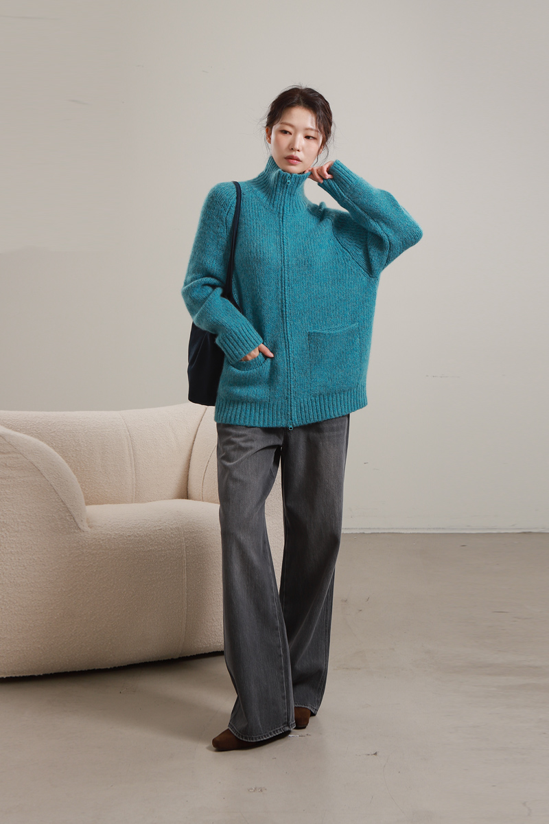 Charlotte Pants 룩북